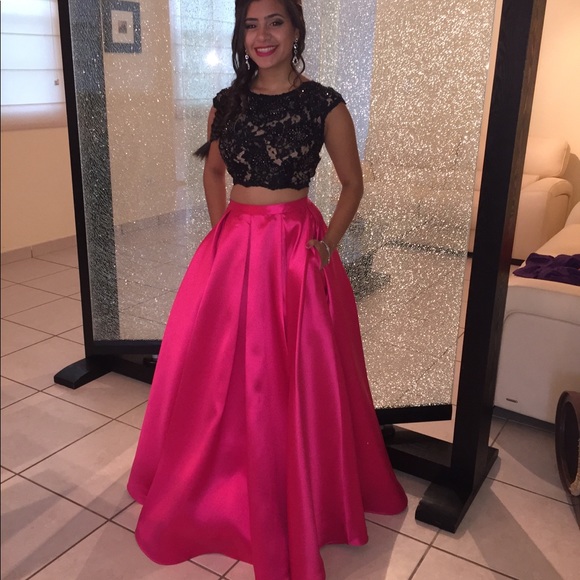 Prom Dress by Giovanny - Picture 2 of 8